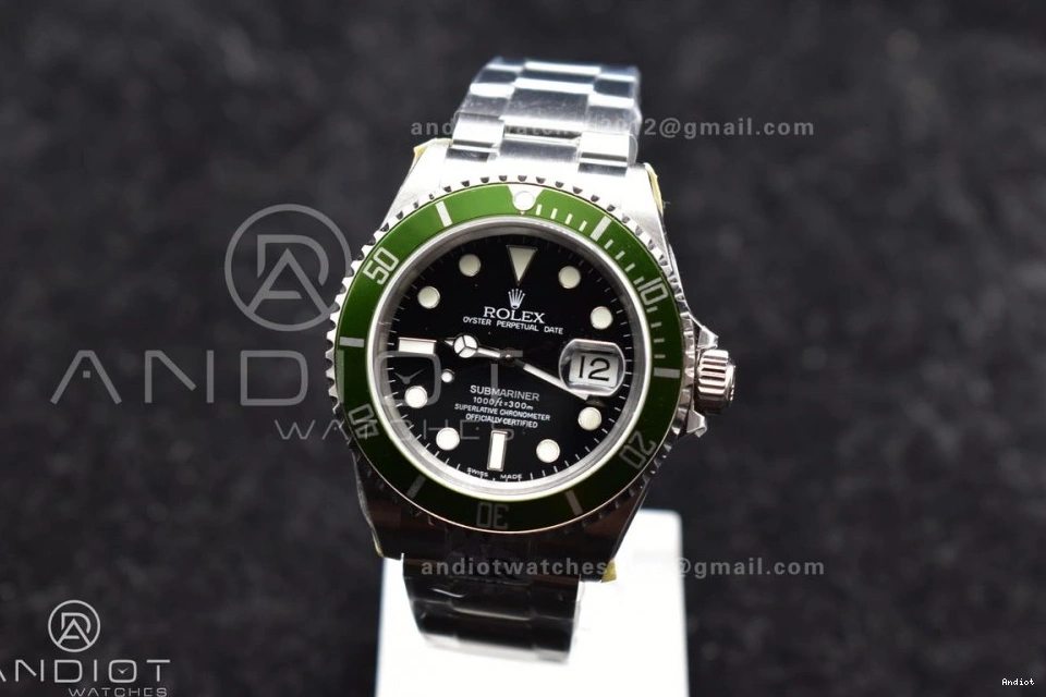 on ARF1:1 Bracelet Edition Best LV Submariner Steel 16610 Green 904L SS SH3135 V 1140 Seasonal 0722